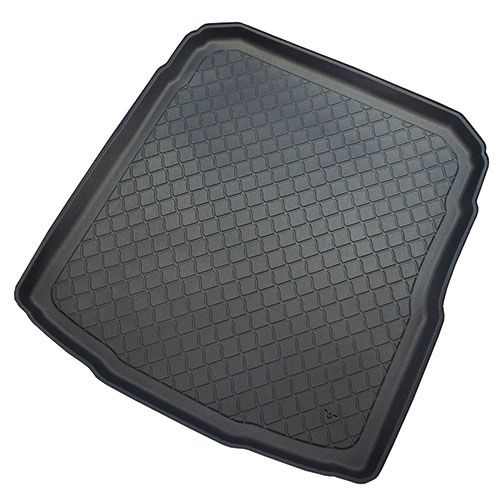 VW Passat Saloon (Lower Boot) Boot Tray -Tailored Fit