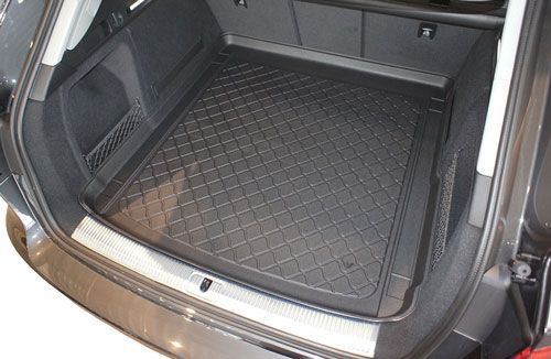 Audi A4 Avant Boot Tray in place