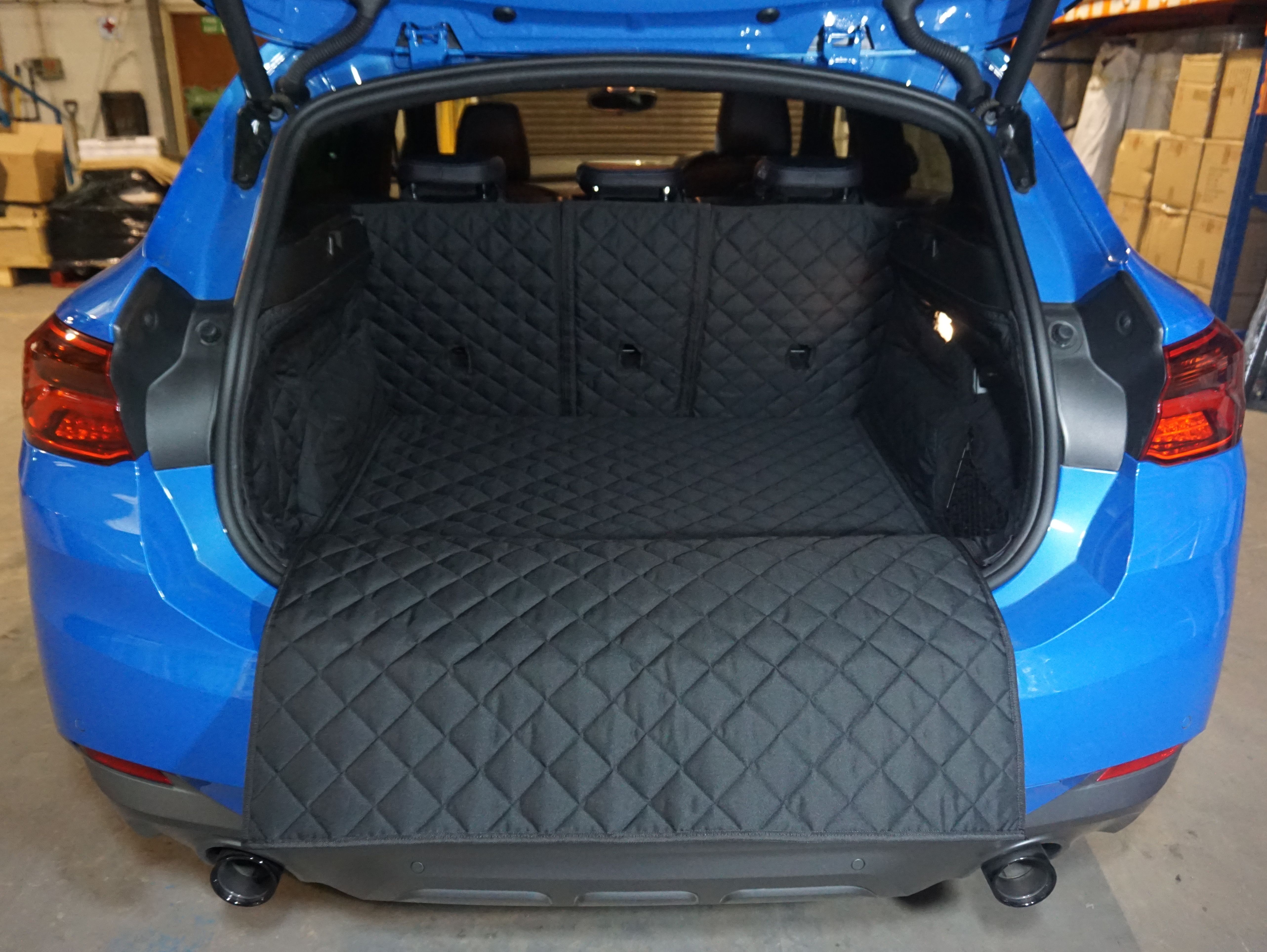 1 Piece Fully Tailored Boot Liner