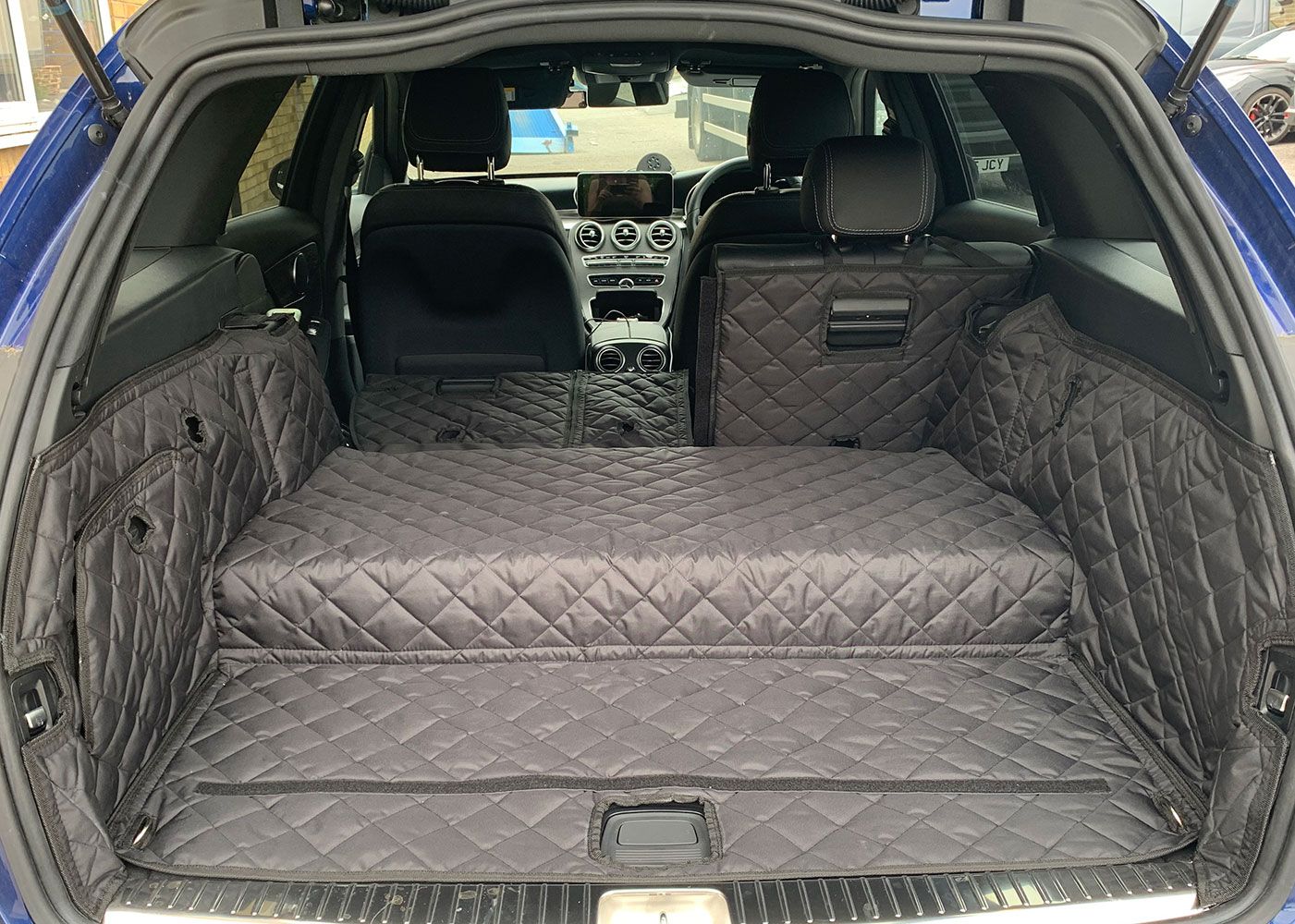 1 Piece Fully Tailored Boot Liner