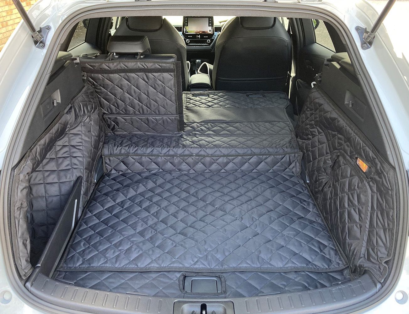 1 Piece Fully Tailored Boot Liner