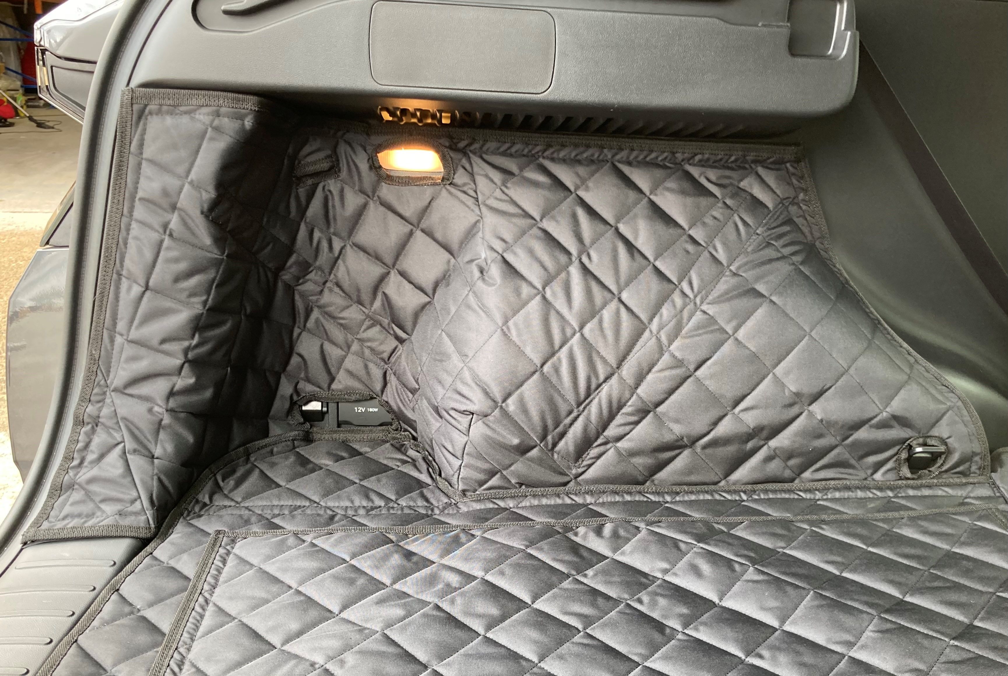 1 Piece Fully Tailored Boot Liner