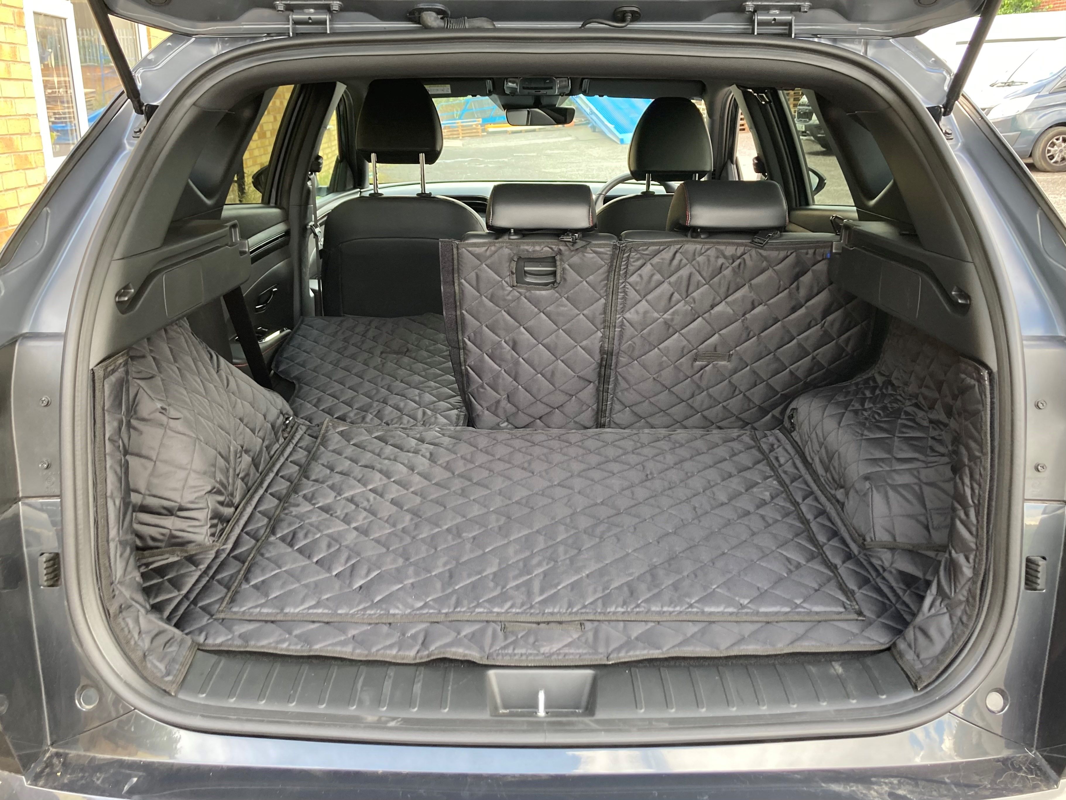 1 Piece Fully Tailored Boot Liner