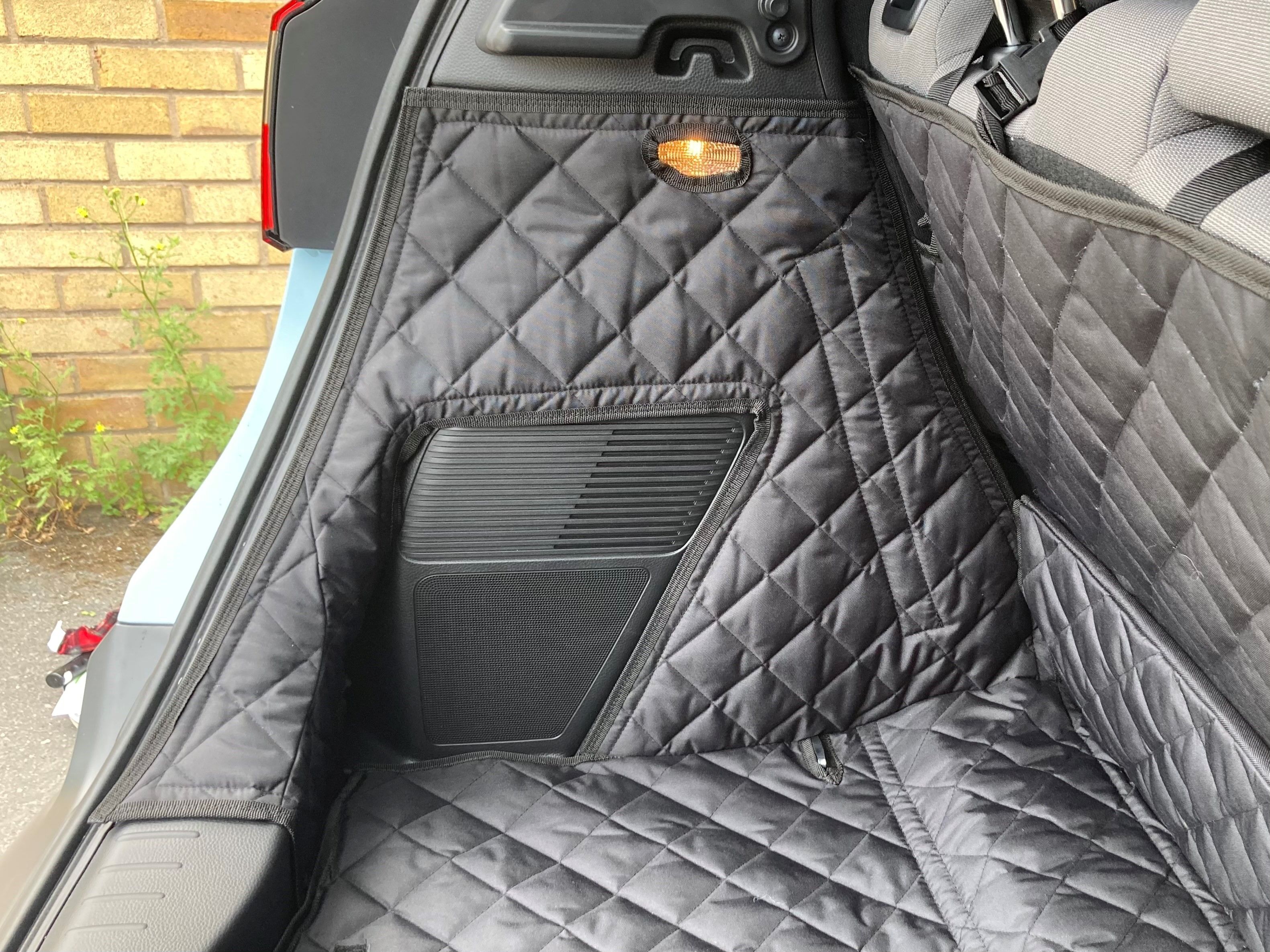 1 Piece Fully Tailored Boot Liner