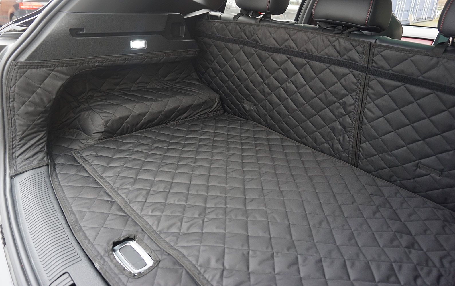 1 Piece Fully Tailored Boot Liner