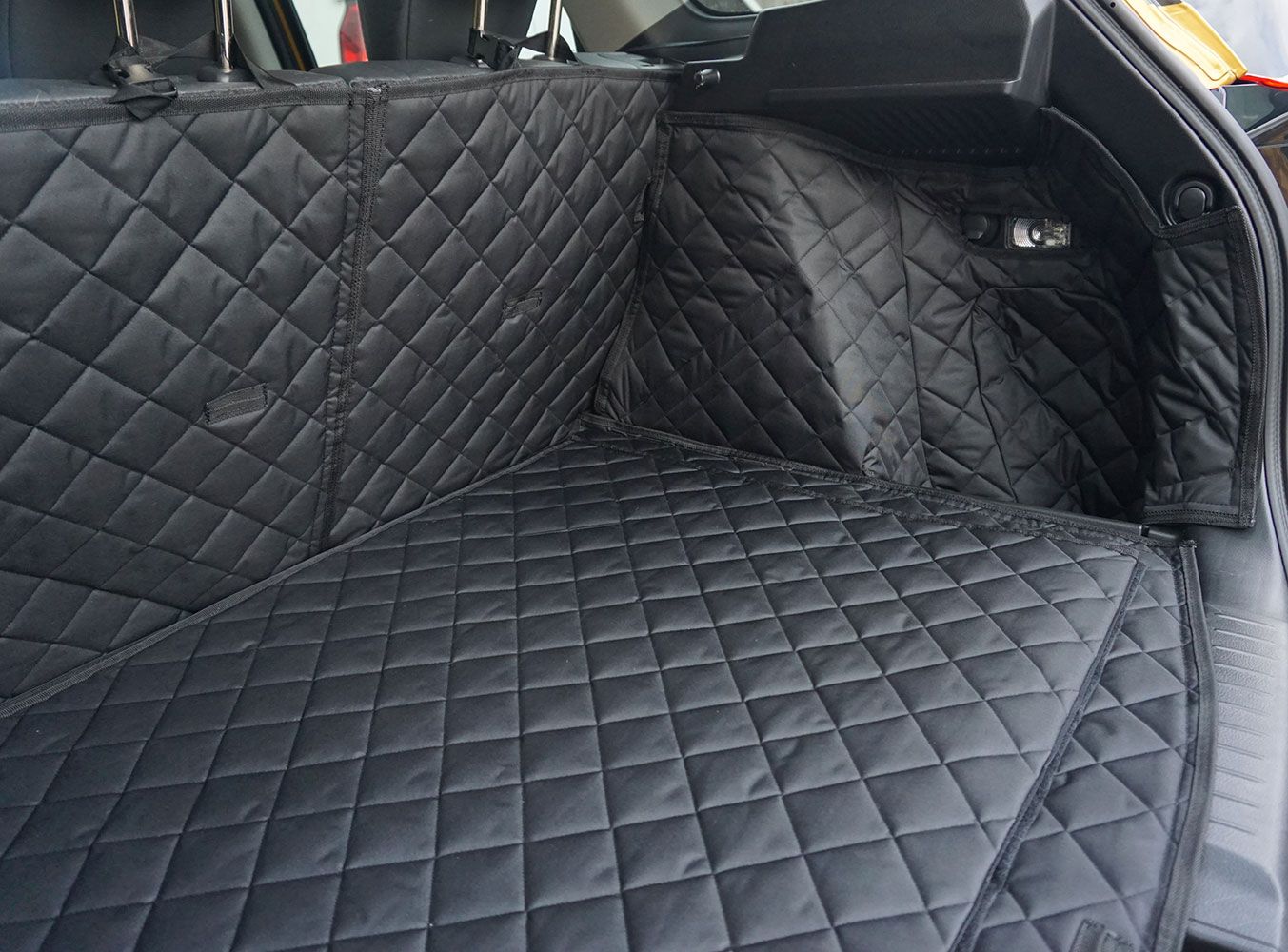 1 Piece Fully Tailored Boot Liner