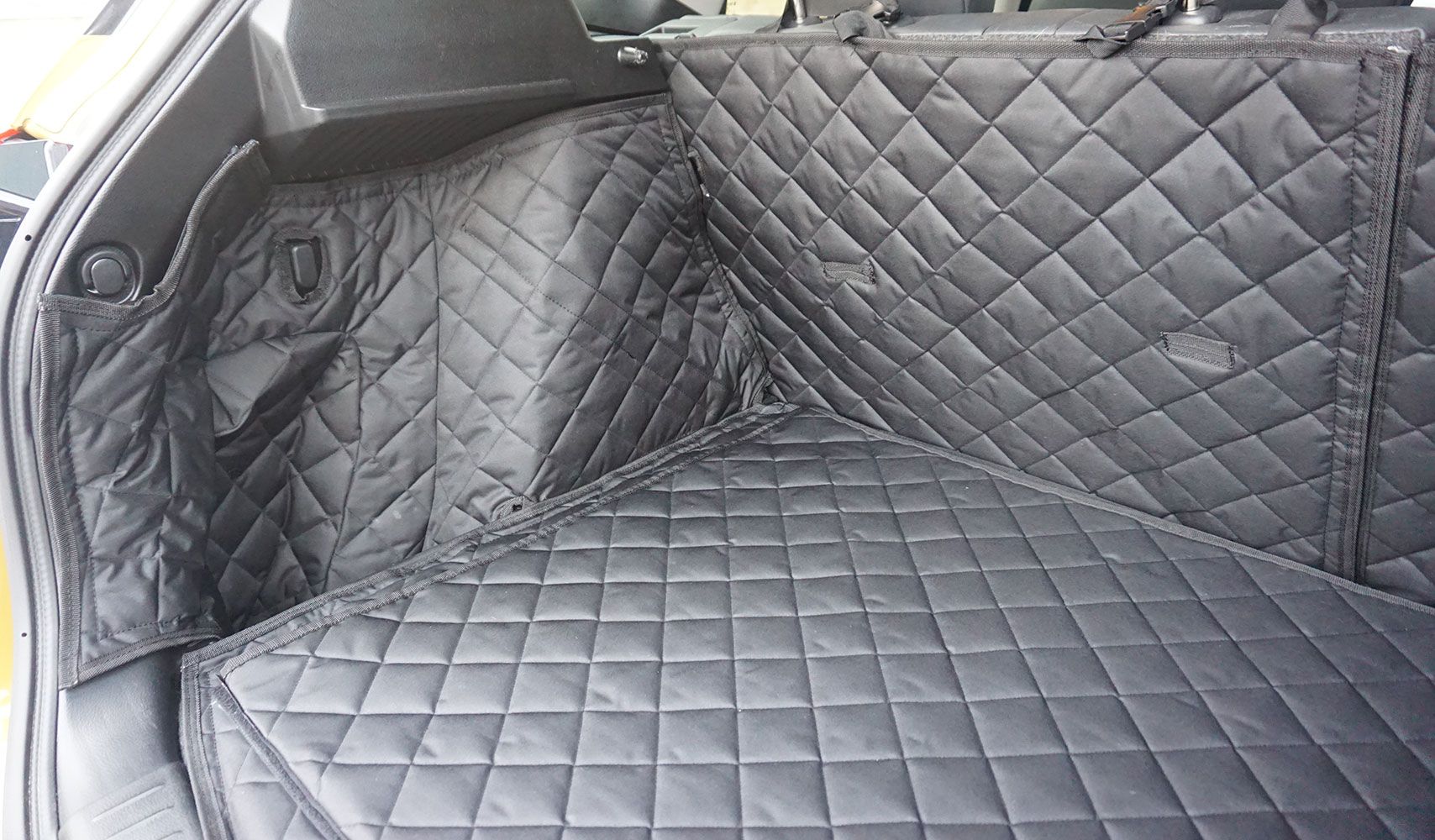 1 Piece Fully Tailored Boot Liner