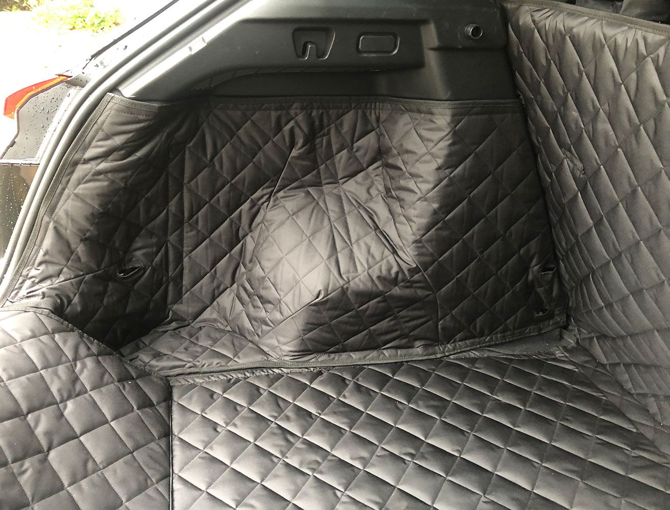 1 Piece Fully Tailored Boot Liner