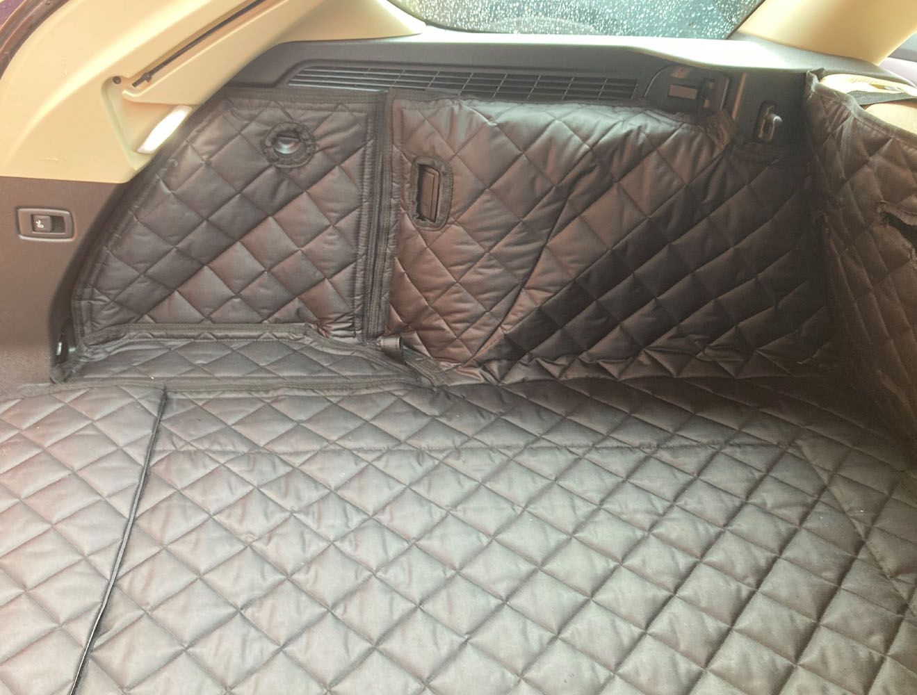 1 Piece Fully Tailored Boot Liner