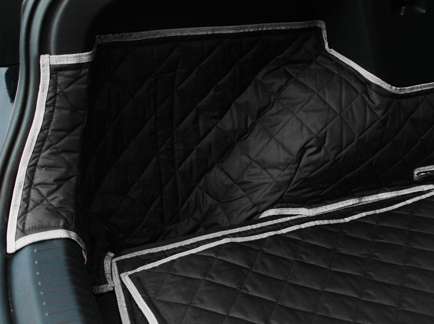 1 Piece Fully Tailored Boot Liner