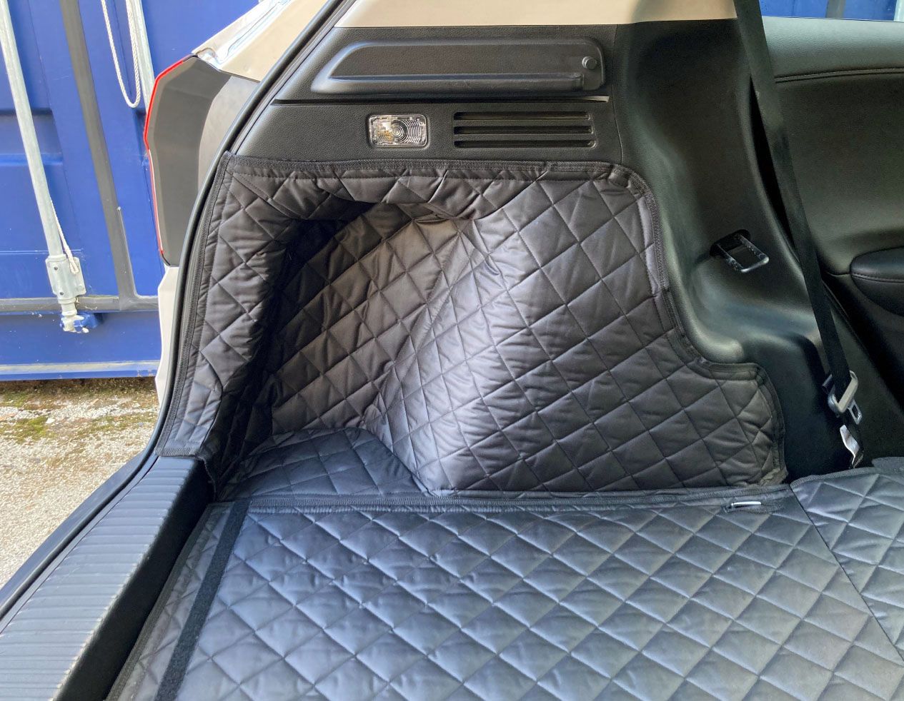 1 Piece Fully Tailored Boot Liner