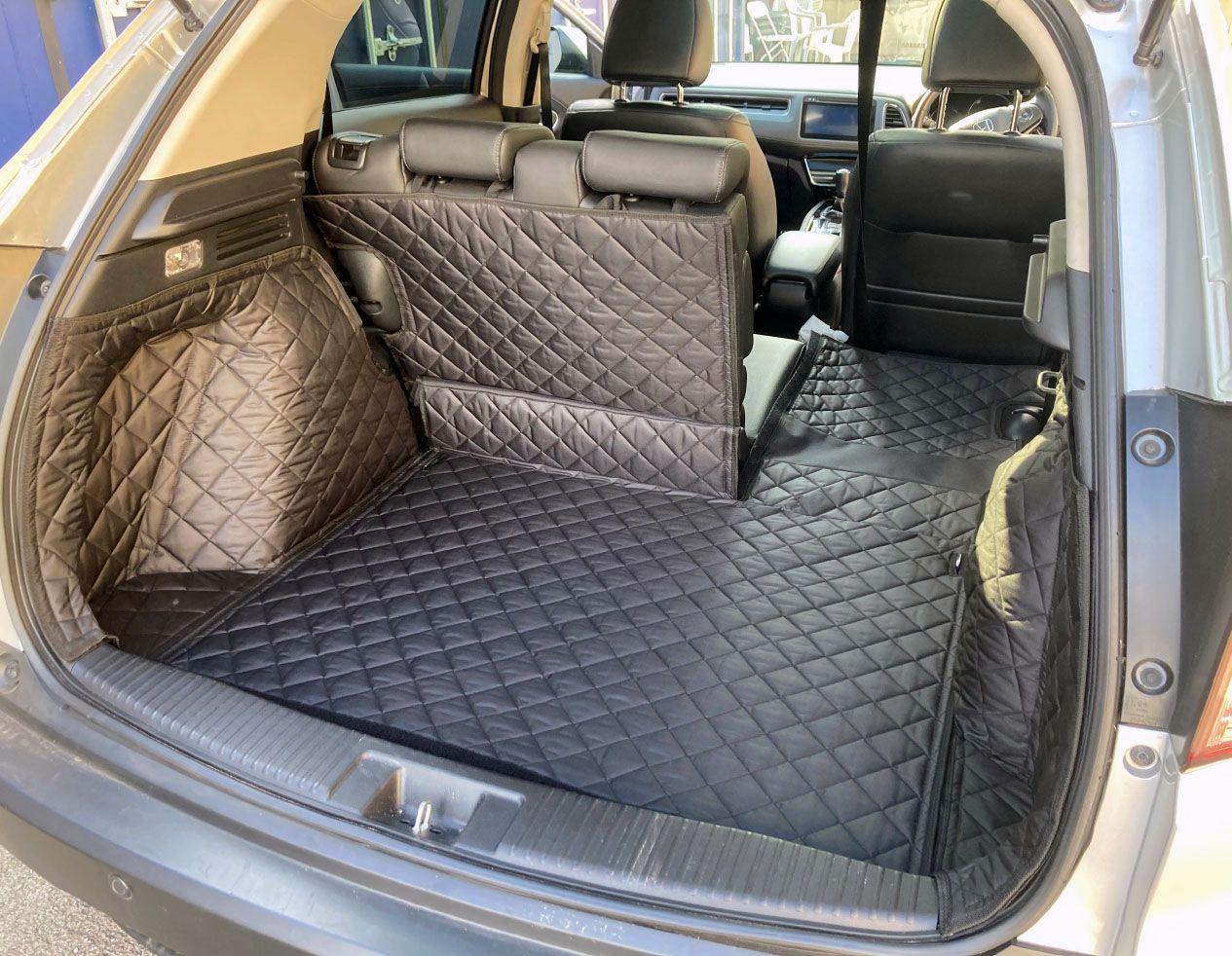 1 Piece Fully Tailored Boot Liner