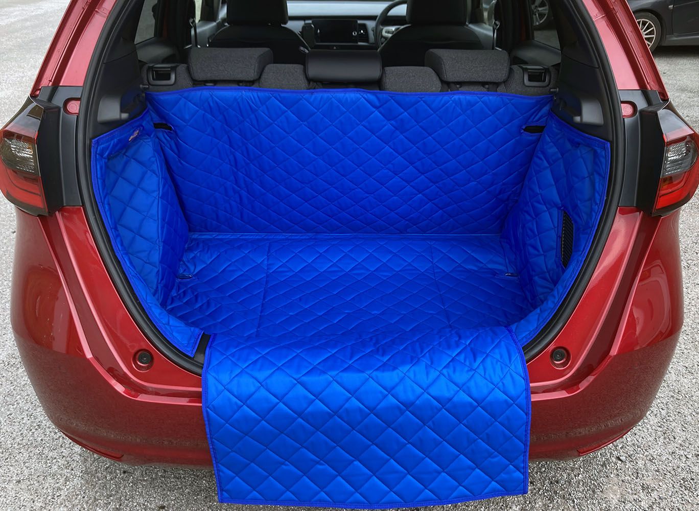 1 Piece Fully Tailored Boot Liner