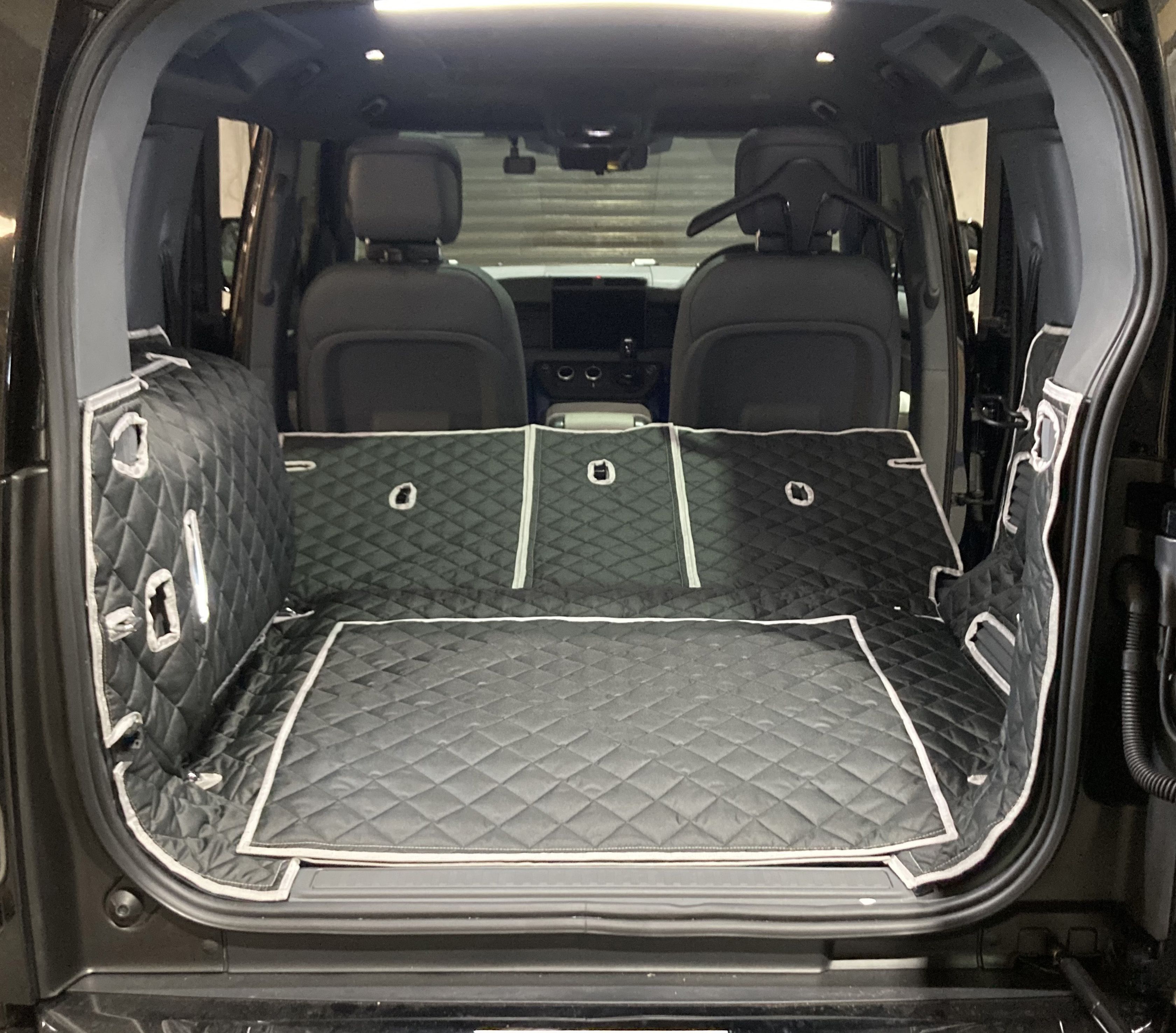 1 Piece Fully Tailored Boot Liner