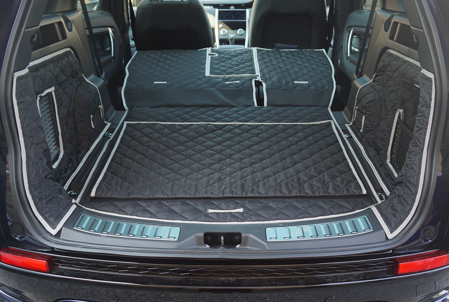 1 Piece Fully Tailored Boot Liner