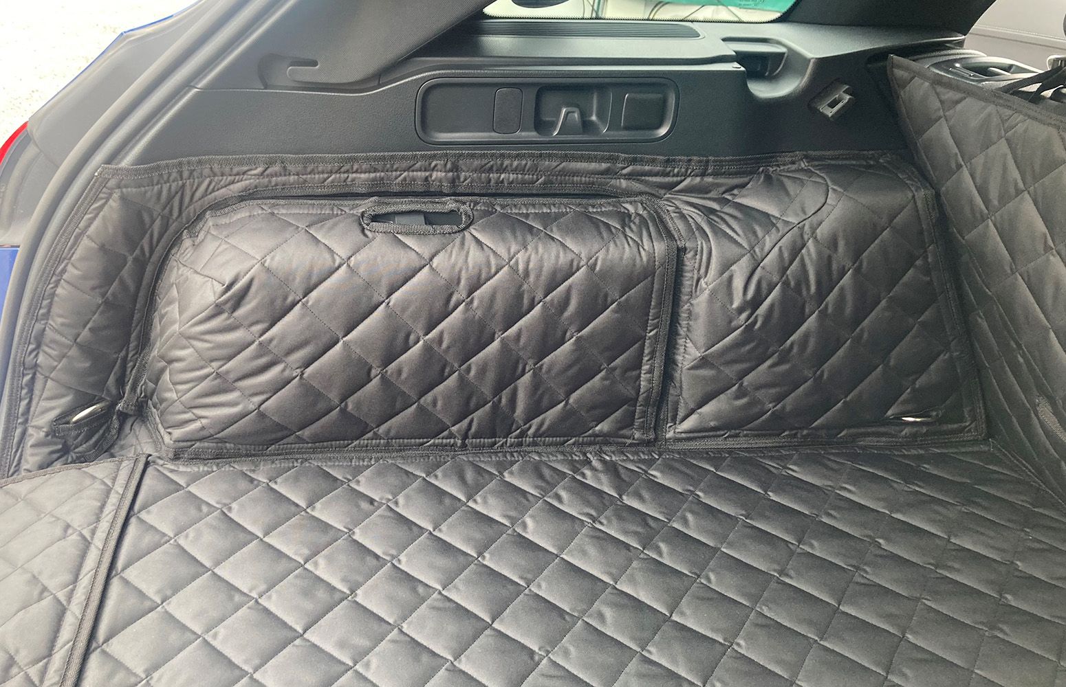 1 Piece Fully Tailored Boot Liner