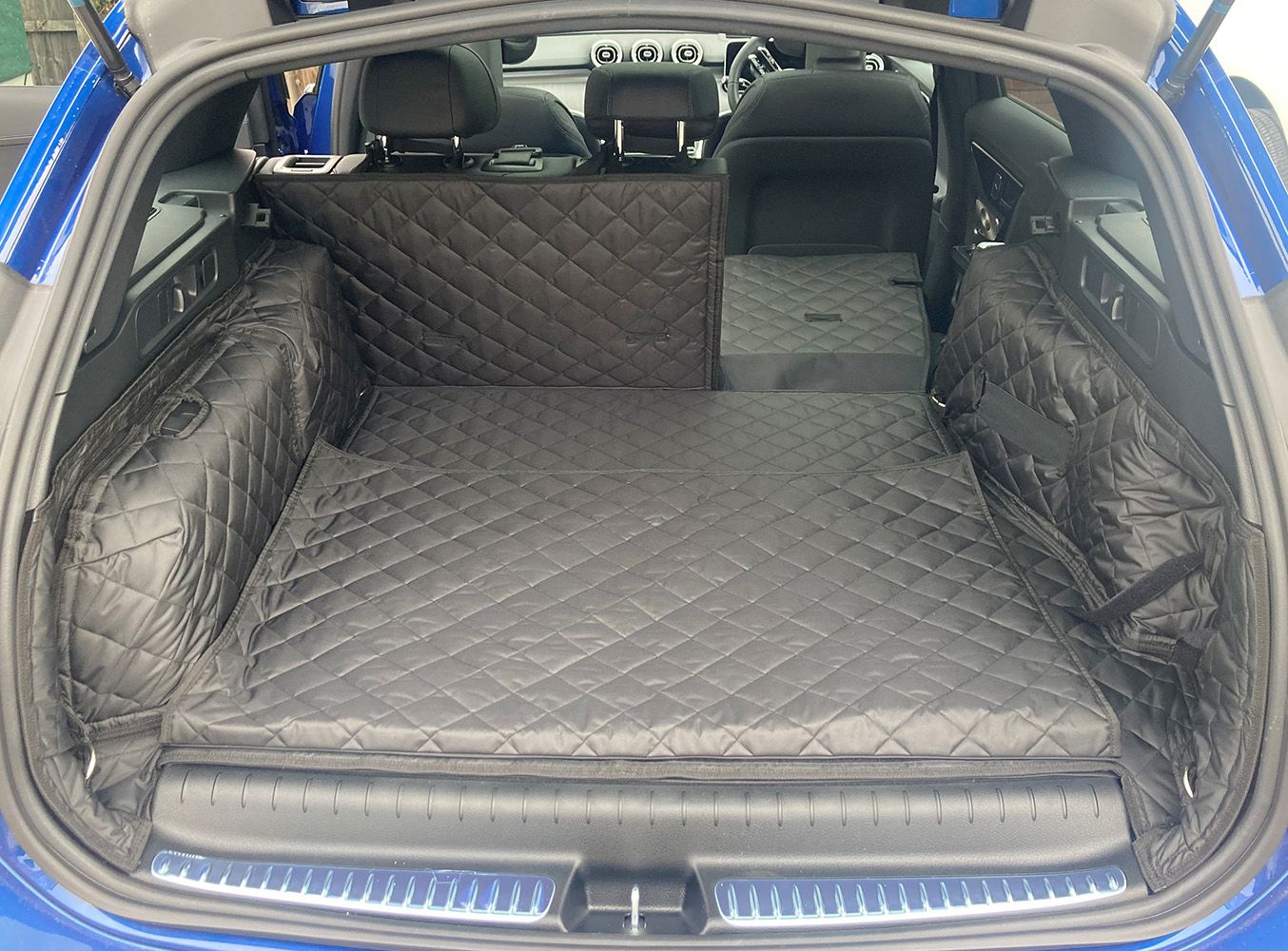 1 Piece Fully Tailored Boot Liner