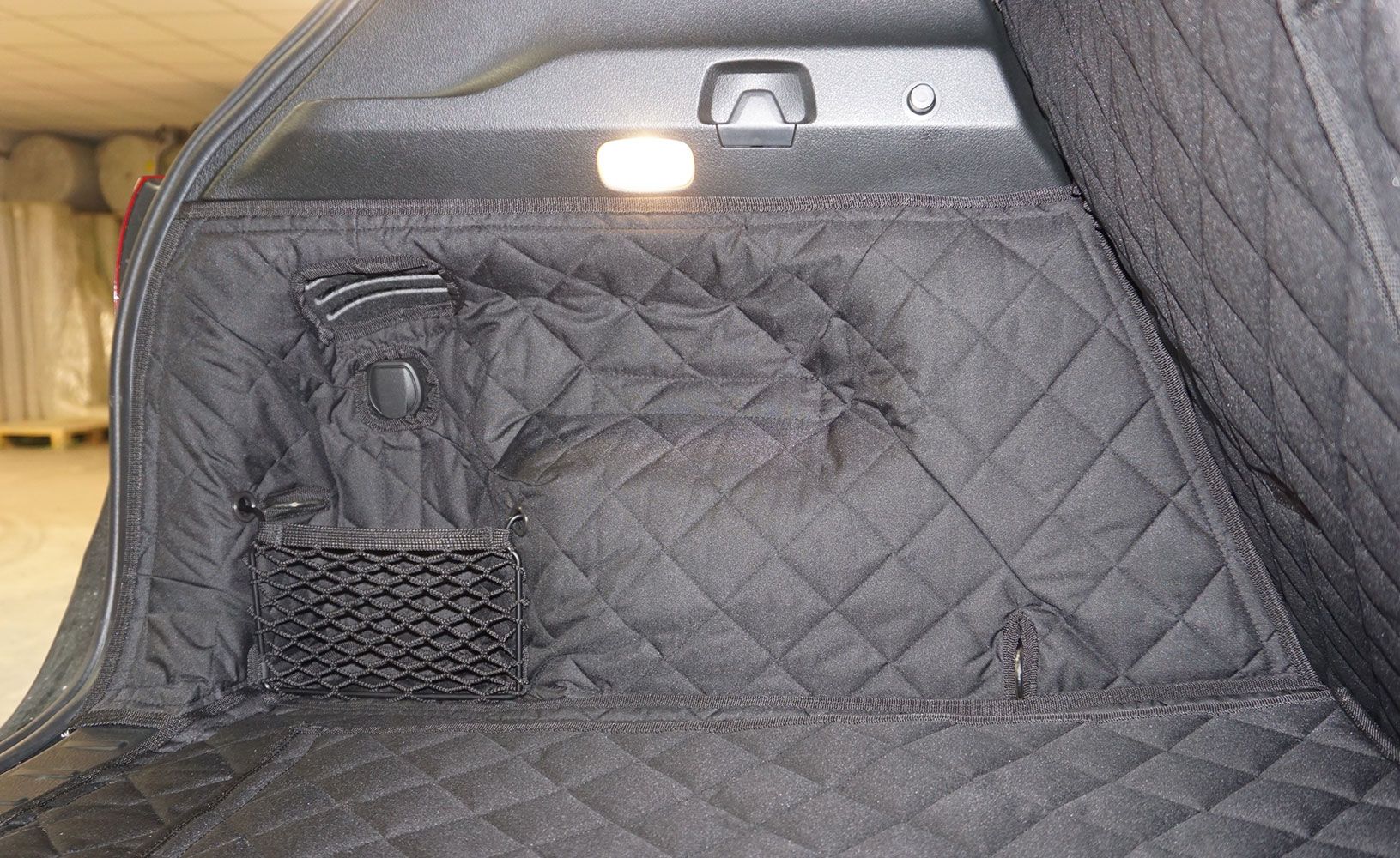 1 Piece Fully Tailored Boot Liner