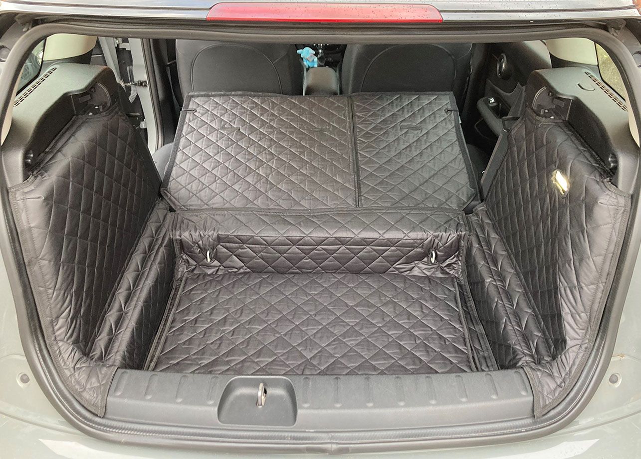 1 Piece Fully Tailored Boot Liner