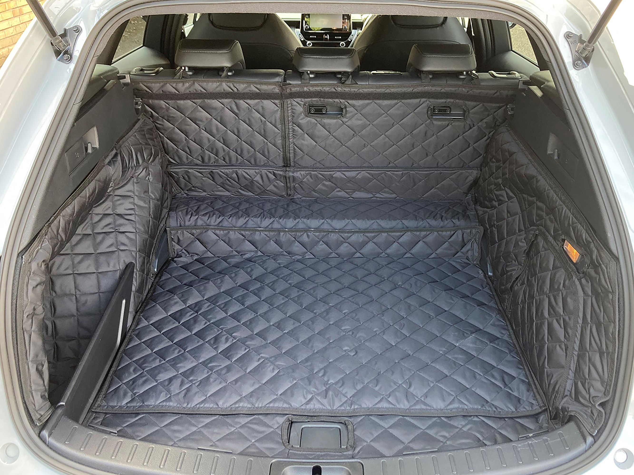 1 Piece Fully Tailored Boot Liner