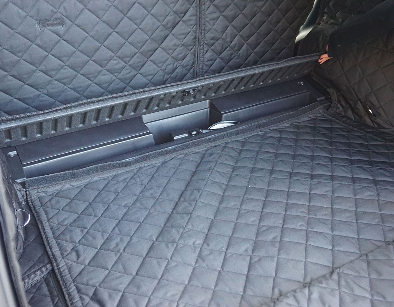 1 Piece Fully Tailored Boot Liner