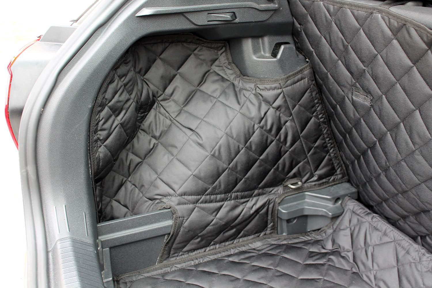 1 Piece Fully Tailored Boot Liner